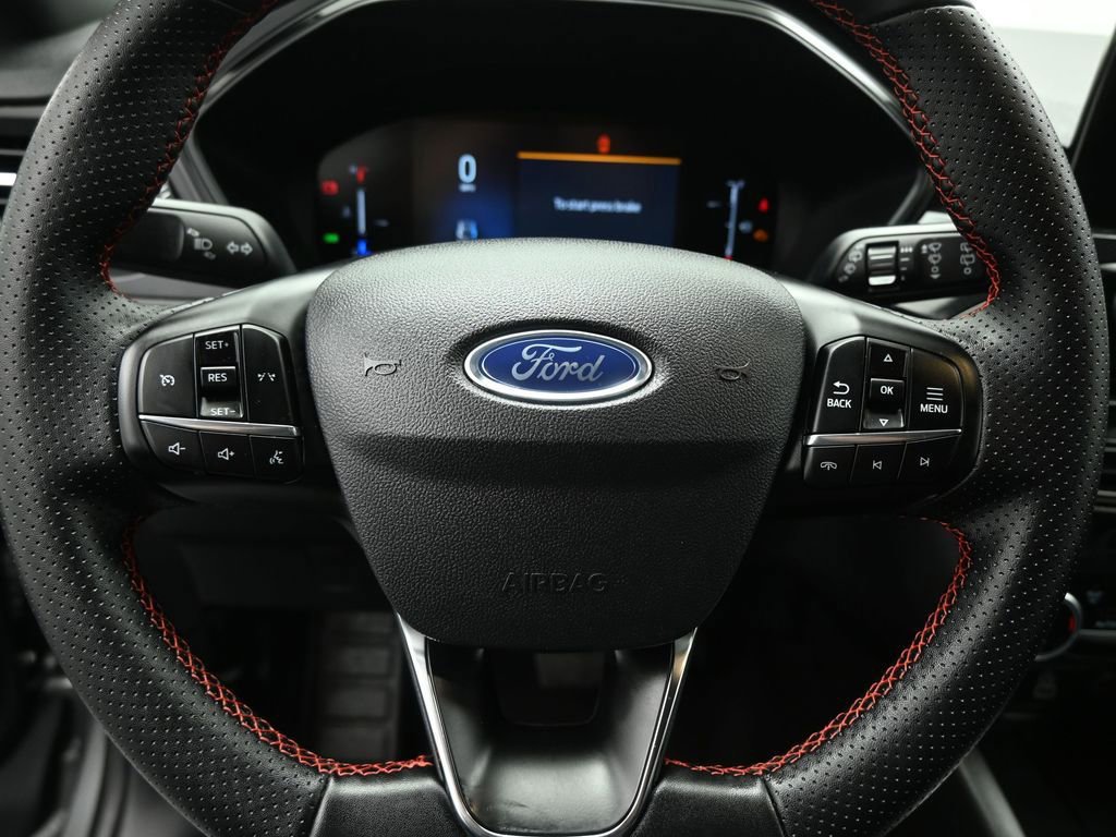 Certified 2025 Ford Escape ST-Line image 38