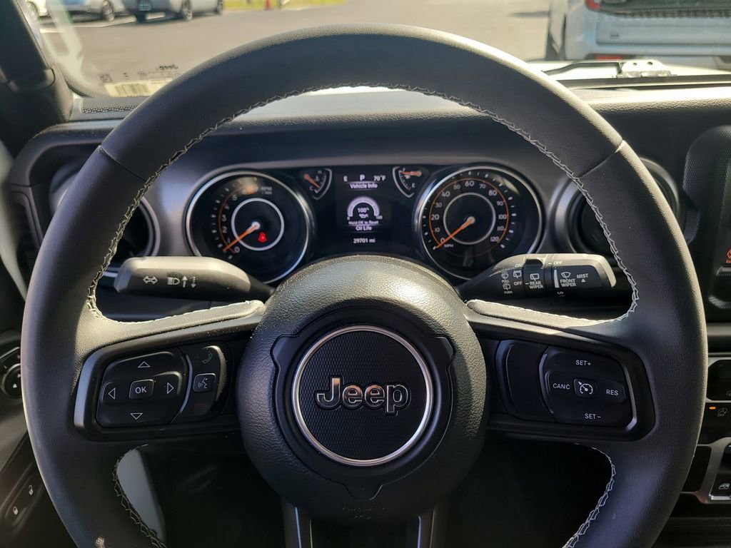 Used 2023 Jeep Wrangler Sport image 22