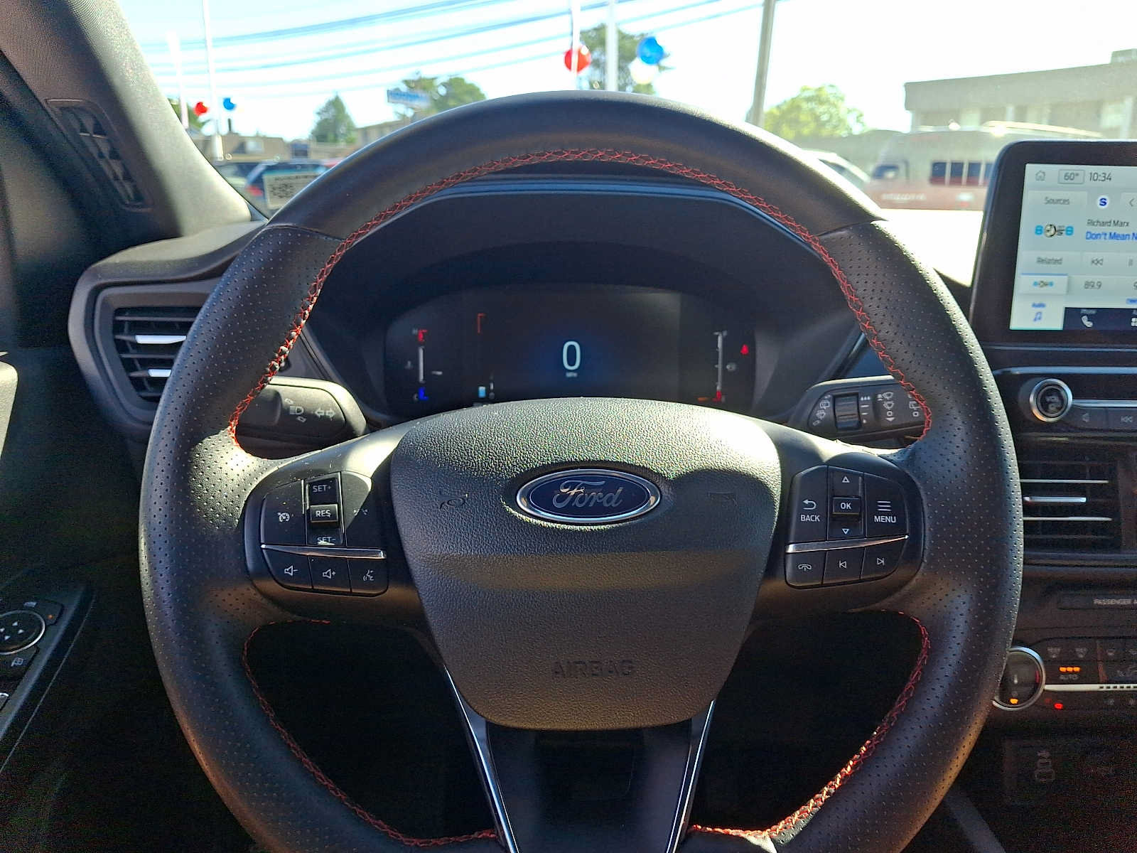 Certified 2025 Ford Escape ST-Line Select AWD/4WD image 18