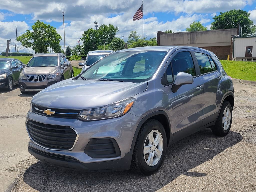 Used 2020 Chevrolet Trax LS FWD image 28