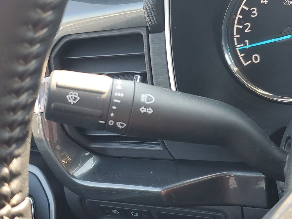 Certified 2022 Ford F150 XLT w/ Equipment Group 302A High image 15