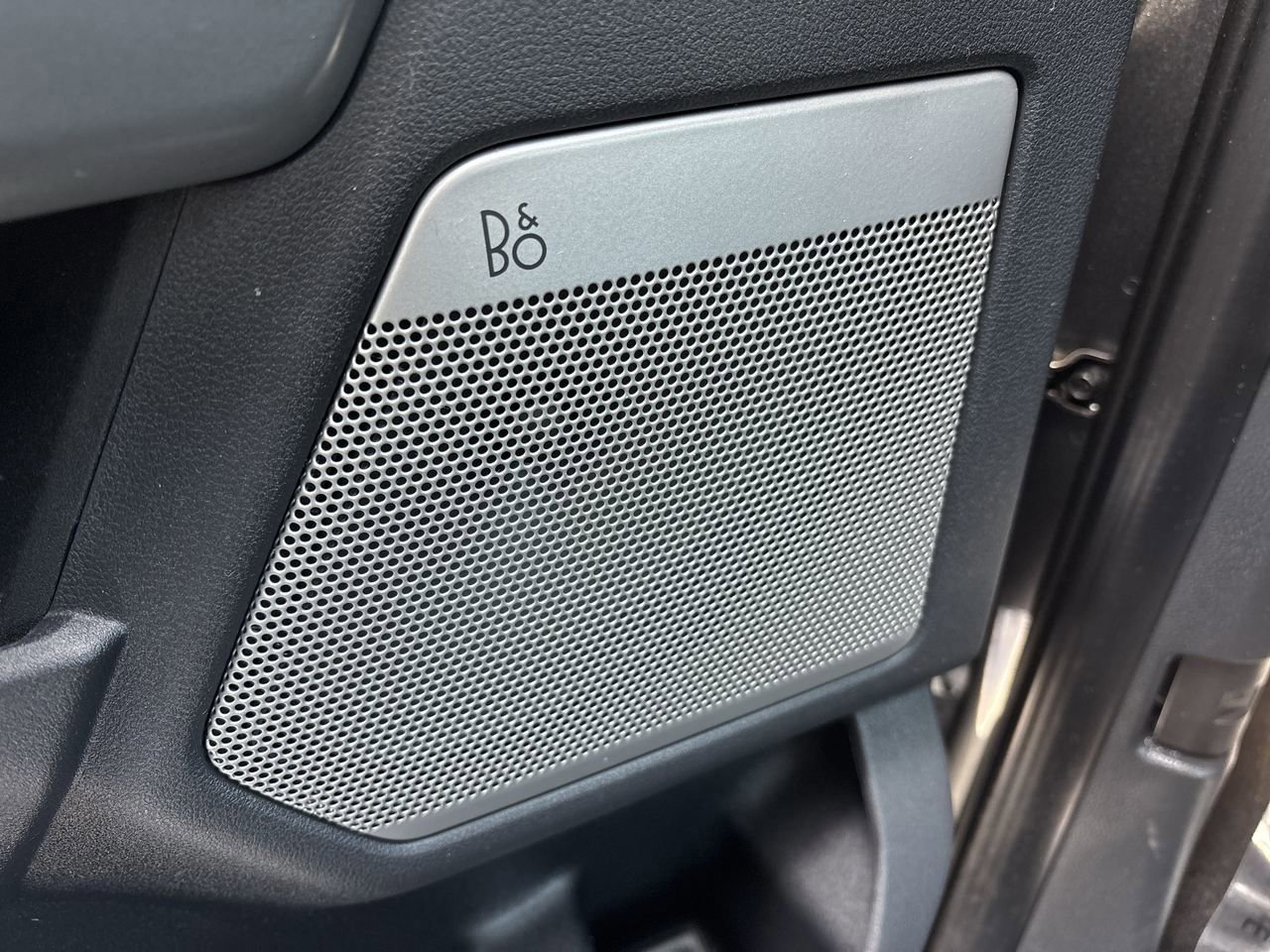 Certified 2023 Ford F150 Lariat w/ Equipment Group 502A High image 23