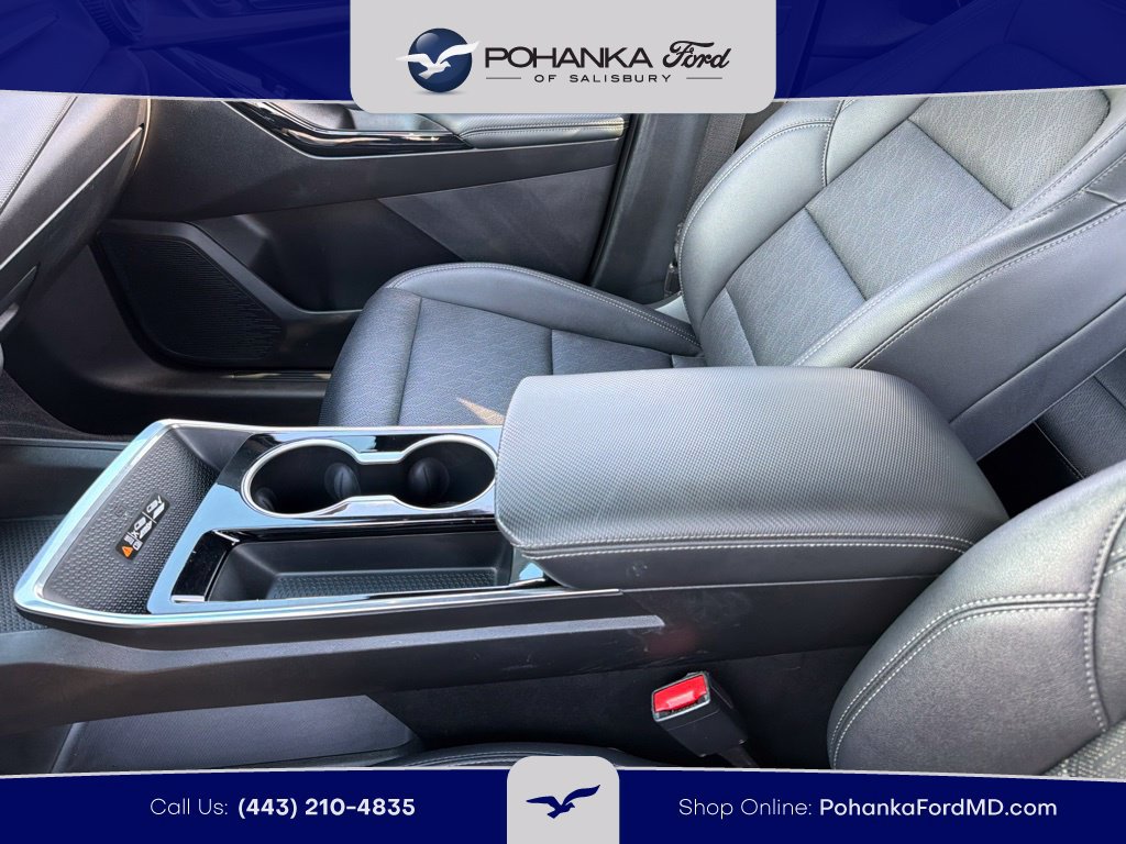 Used 2025 Chevrolet Equinox LT w/ Convenience Package II FWD image 13