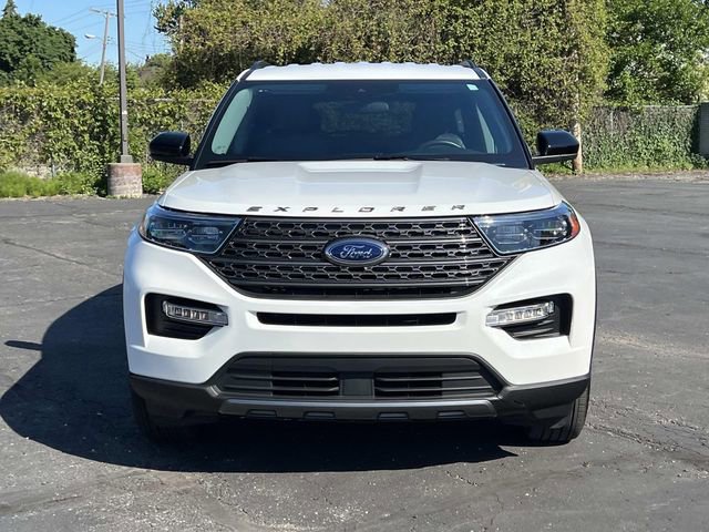 Certified 2024 Ford Explorer XLT w/ Equipment Group 202A AWD/4WD image 8