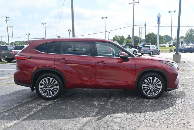 Used 2021 Toyota Highlander Platinum AWD/4WD image 8