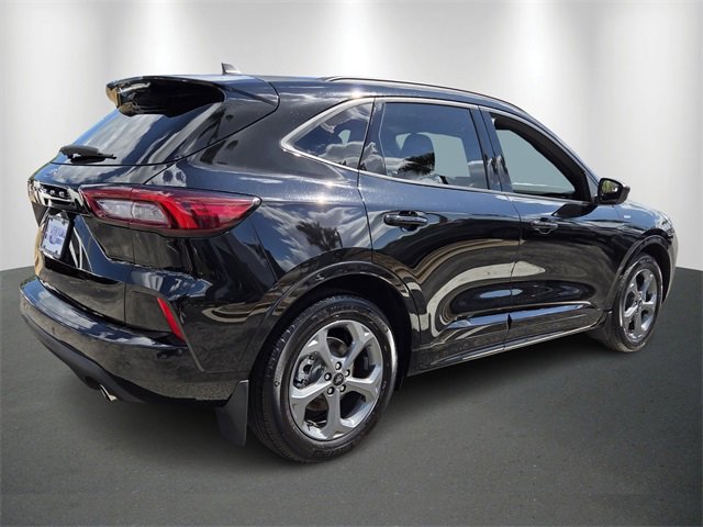 Certified 2024 Ford Escape ST-Line w/ Tech Pack #1 image 5