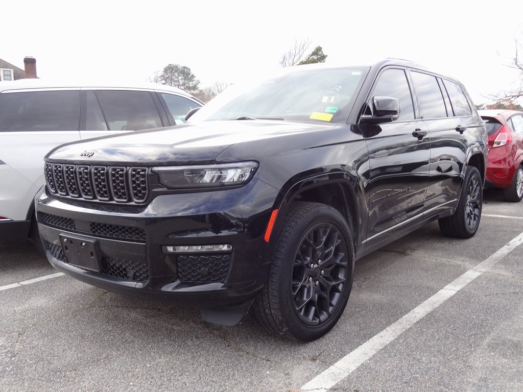 Used 2023 Jeep Grand Cherokee L Summit image 3