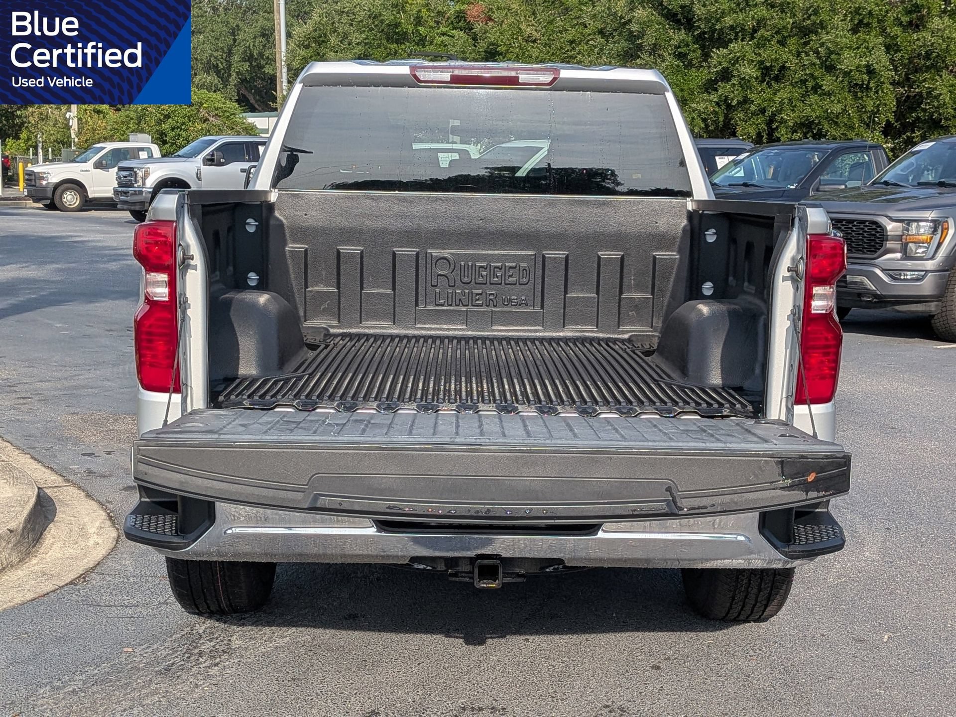 Used 2020 Chevrolet Silverado 1500 LT AWD/4WD image 17