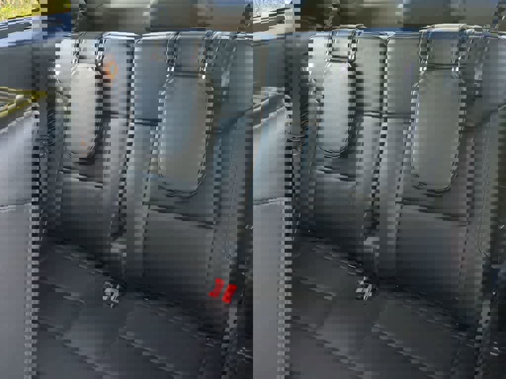 Certified 2022 Ford Explorer ST-Line image 38