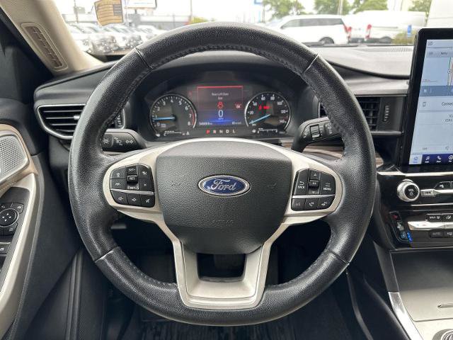 Certified 2022 Ford Explorer Limited w/ Limited Technology Package RWD image 13