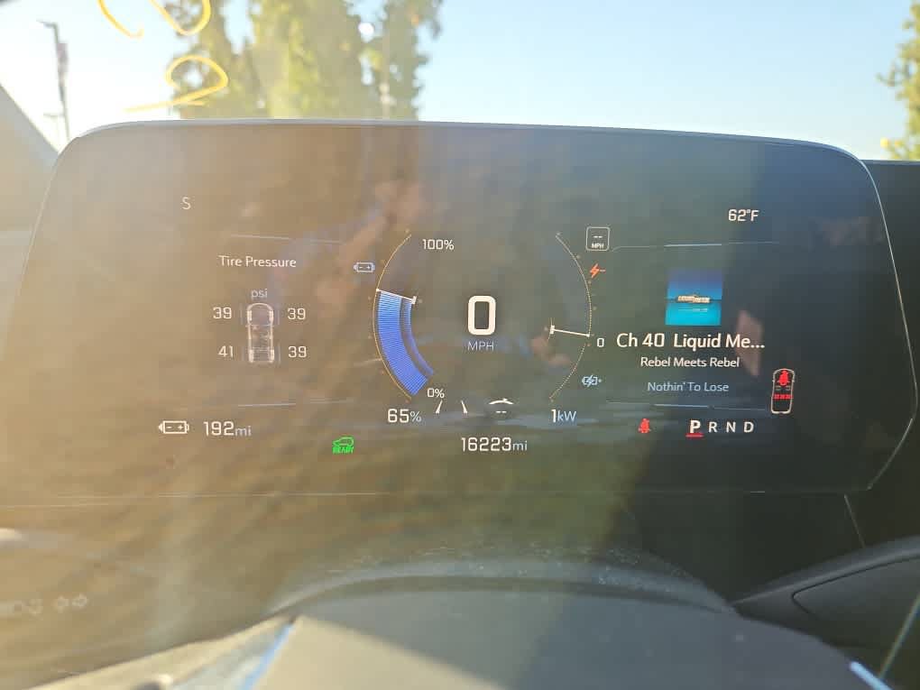 Used 2024 Chevrolet Blazer EV LT AWD/4WD image 19