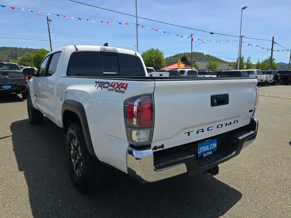 Used 2023 Toyota Tacoma TRD Off-Road AWD/4WD image 3