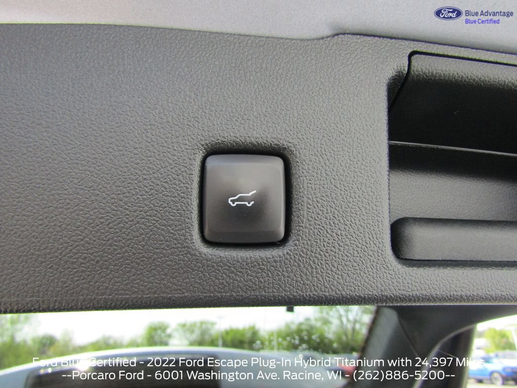 Certified 2022 Ford Escape Titanium FWD image 23