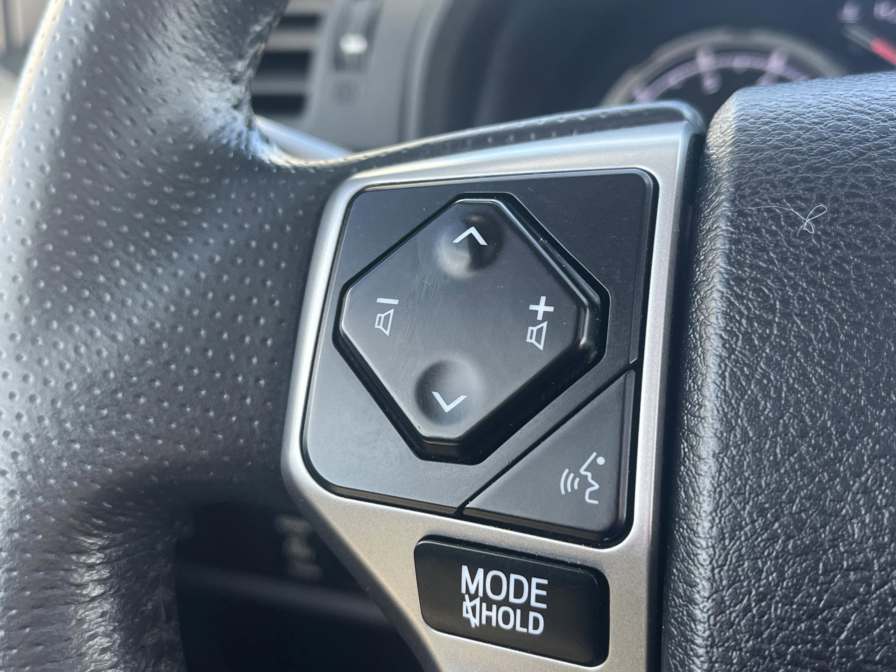 Used 2020 Toyota 4Runner Limited image 18