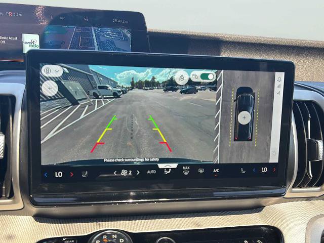 Certified 2025 Ford Expedition Active AWD/4WD image 18