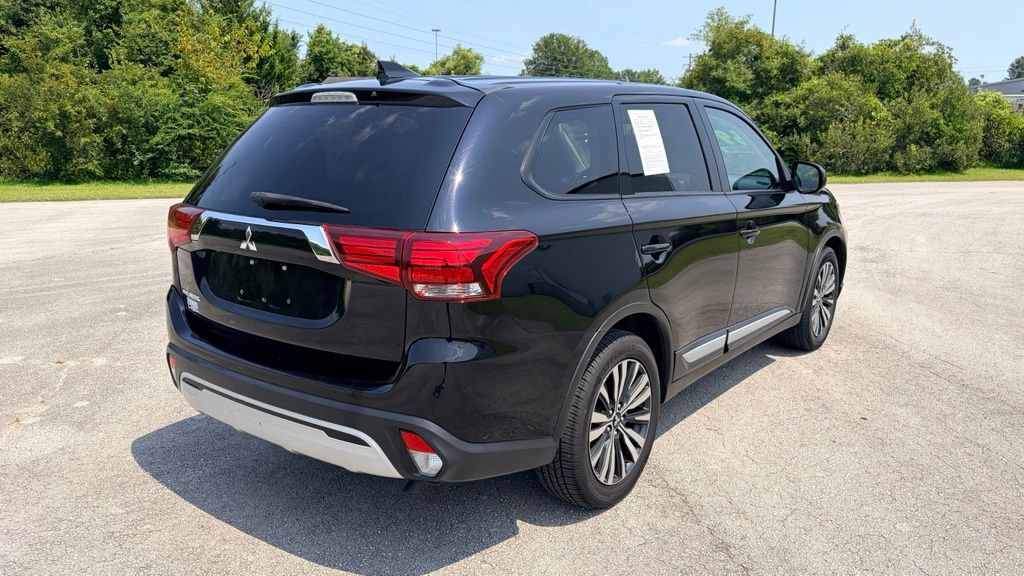 Used 2020 Mitsubishi Outlander ES FWD image 3