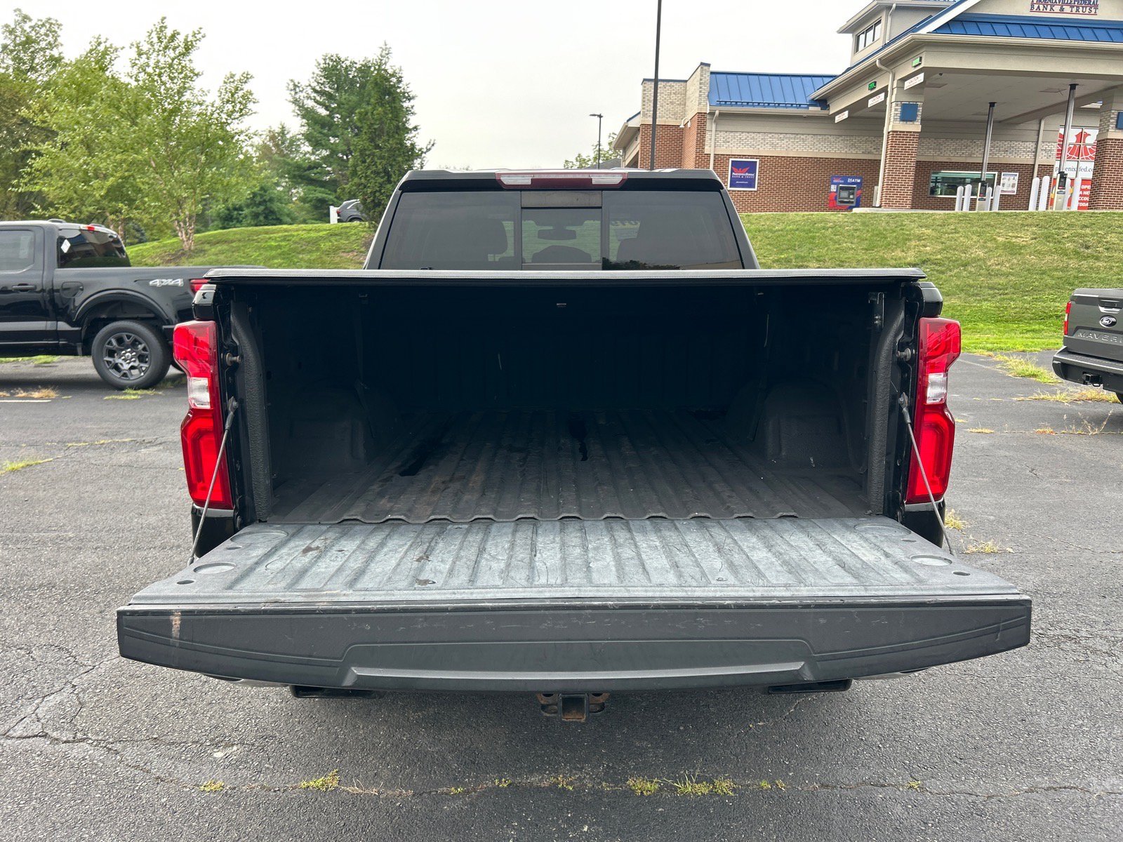 Used 2019 Chevrolet Silverado 1500 LTZ w/ LTZ Plus Package AWD/4WD image 13