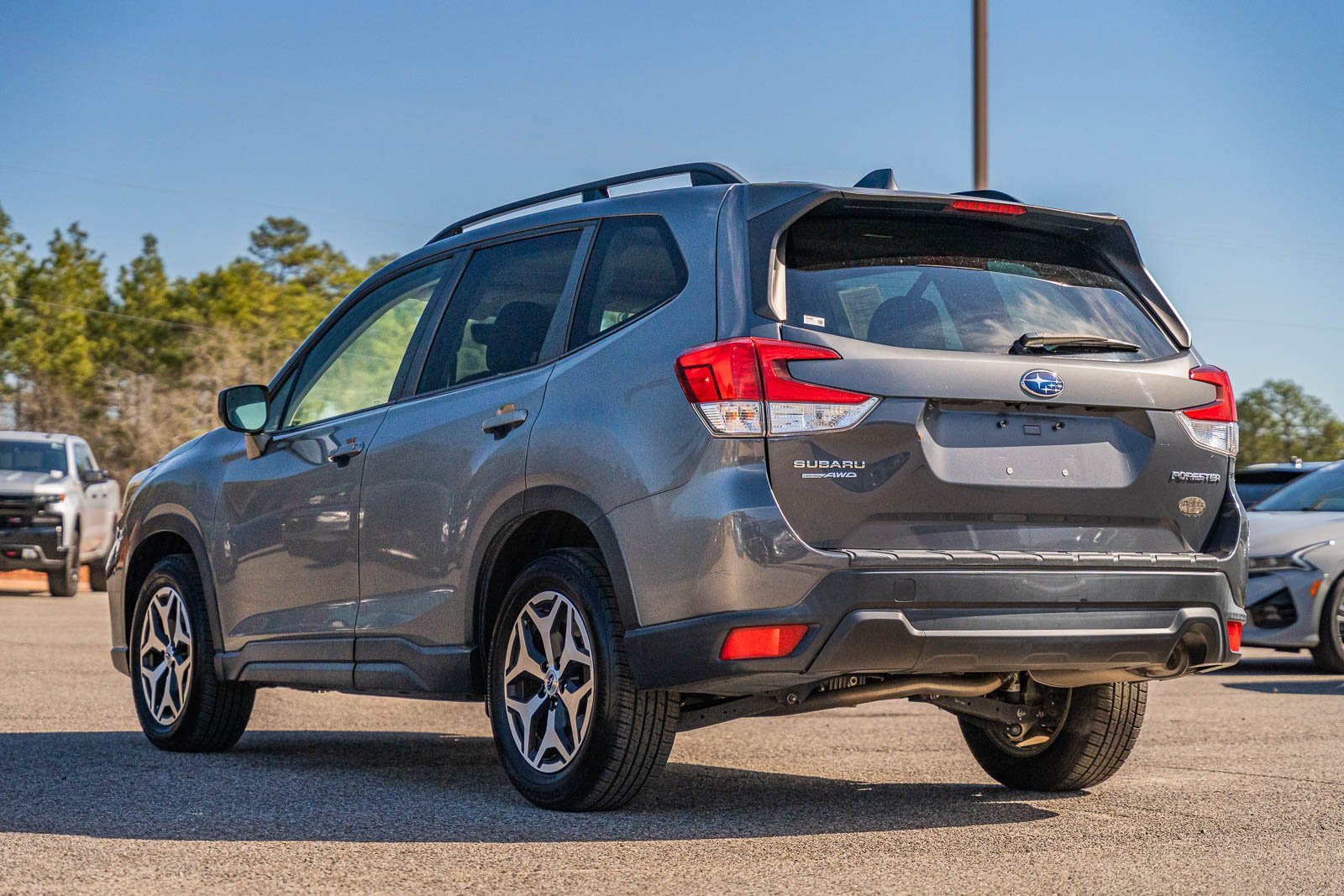 Used 2020 Subaru Forester Premium image 5