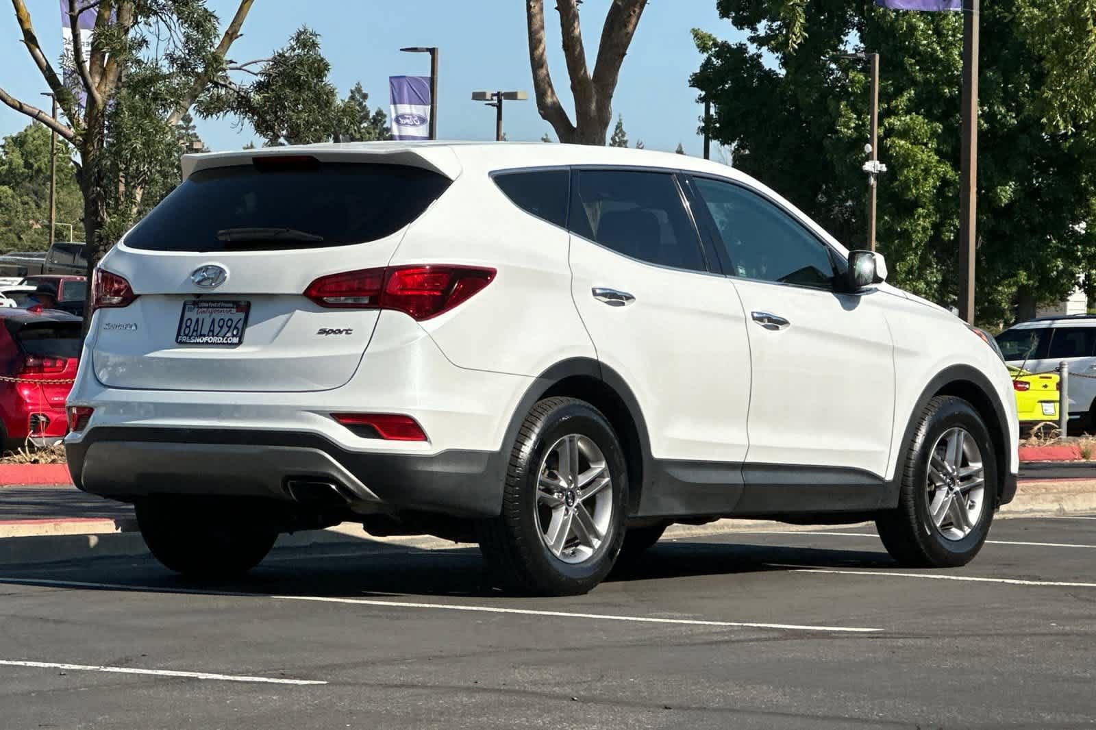 Used 2018 Hyundai Santa Fe Sport FWD video 2