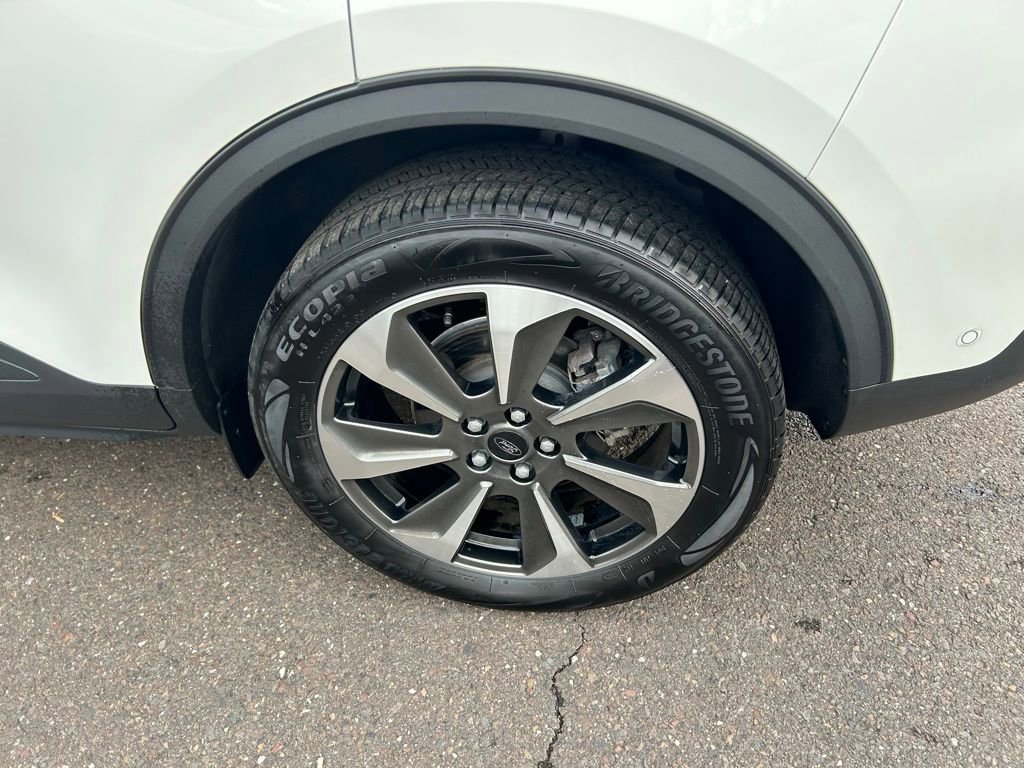 Certified 2023 Ford Escape Platinum w/ Premium Technology Package image 36