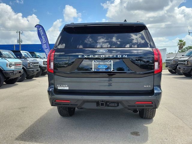 Certified 2025 Ford Expedition Max Active AWD/4WD image 3