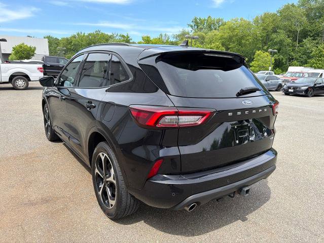 Certified 2023 Ford Escape ST-Line Select w/ Tech Pack #2 AWD/4WD image 7
