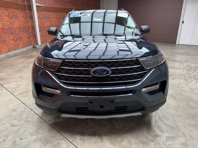 Certified 2022 Ford Explorer XLT w/ Equipment Group 202A image 8