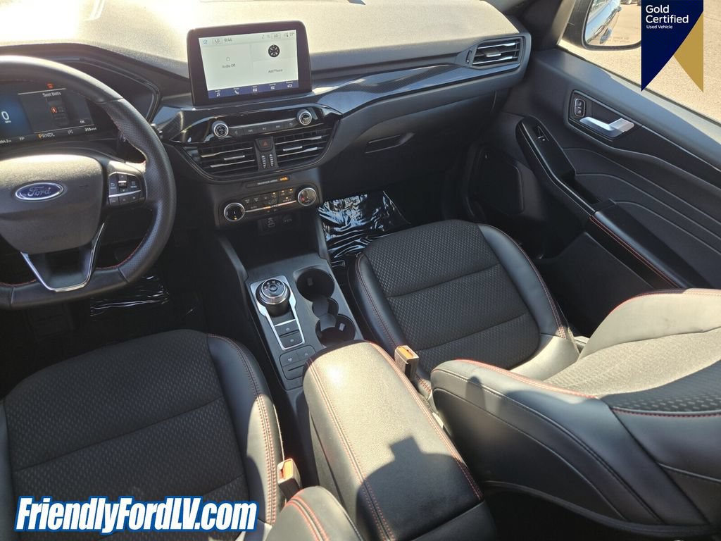 Certified 2025 Ford Escape ST-Line AWD/4WD image 14