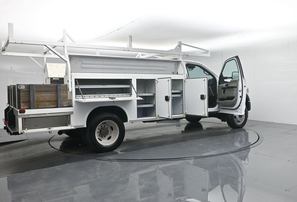 Certified 2021 Ford F450 XL w/ Power Equipment Group image 37