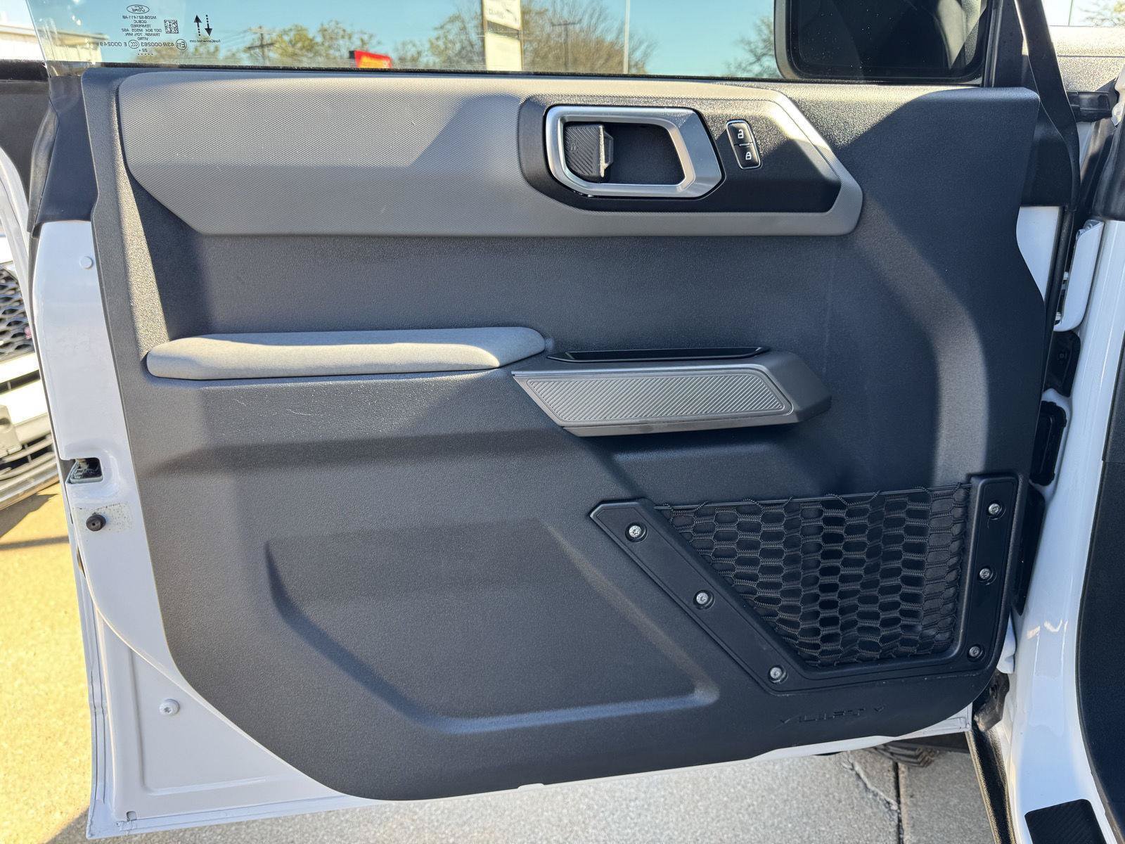 Certified 2023 Ford Bronco Black Diamond w/ Sasquatch Package AWD/4WD image 16