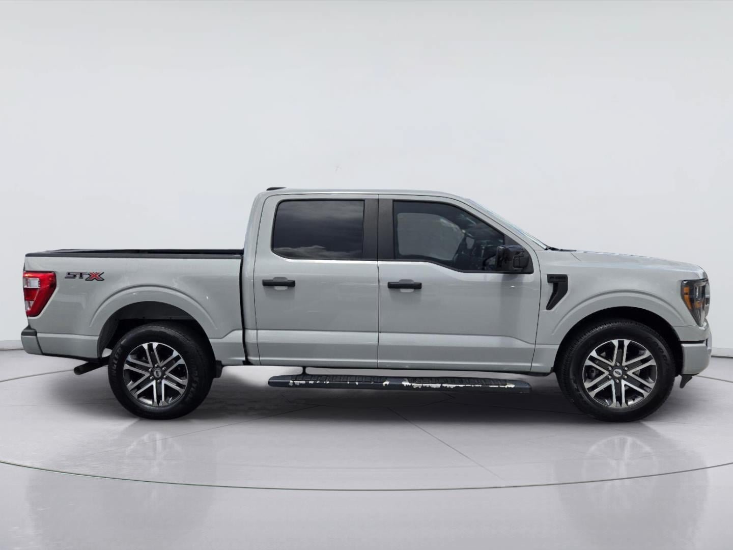 Certified 2023 Ford F150 XL w/ STX Appearance Package RWD image 4