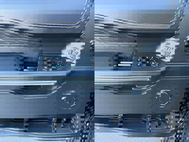 Certified 2023 Ford Expedition Platinum image 14