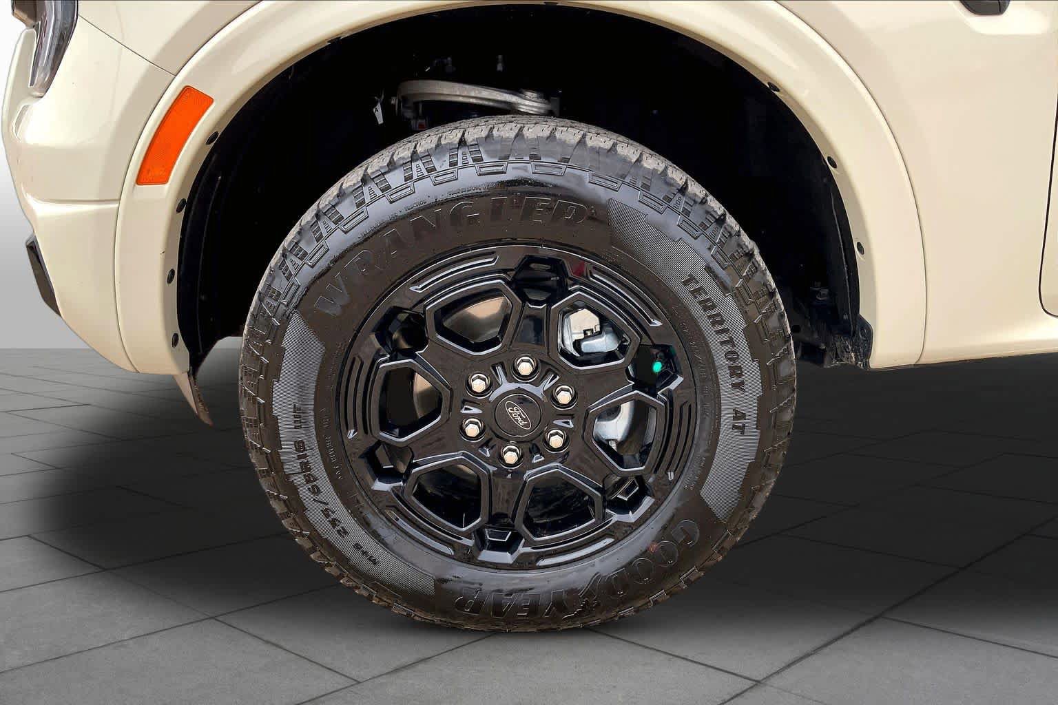 Certified 2025 Ford Ranger XLT w/ Equipment Group 301A High AWD/4WD image 11