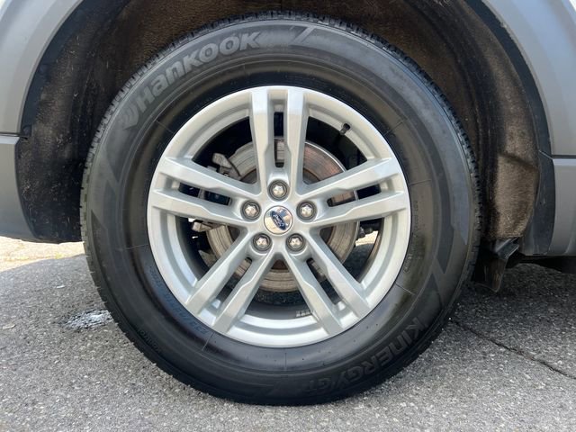 Certified 2022 Ford Explorer XLT w/ Equipment Group 202A AWD/4WD image 14