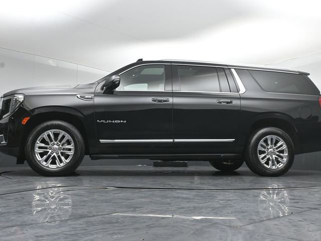 Used 2023 GMC Yukon XL SLT w/ SLT Premium Package AWD/4WD image 40