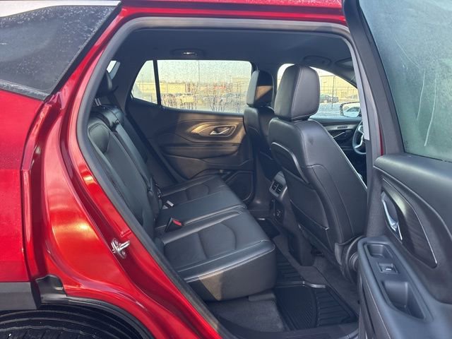 Used 2024 GMC Terrain SLT w/ LPO, Cargo Package image 10