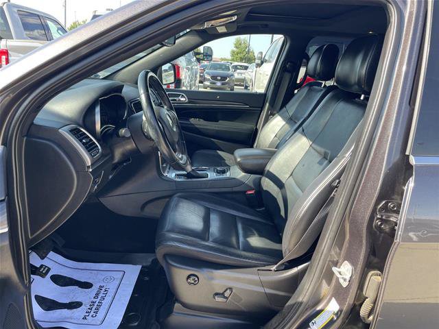 Used 2020 Jeep Grand Cherokee Limited AWD/4WD image 17