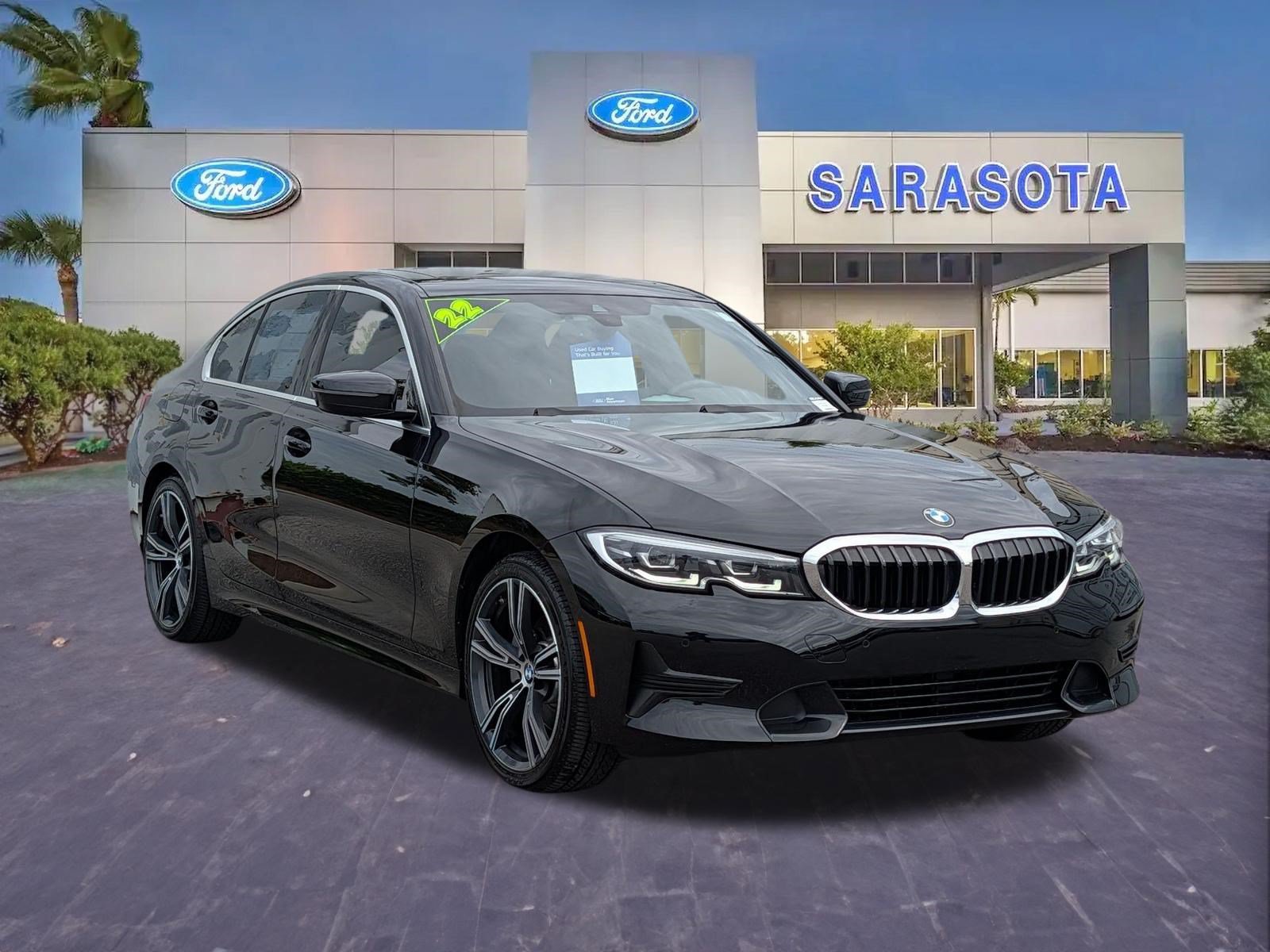 Used 2022 BMW 330i xDrive Sedan w/ Premium Package 2 AWD/4WD image 1