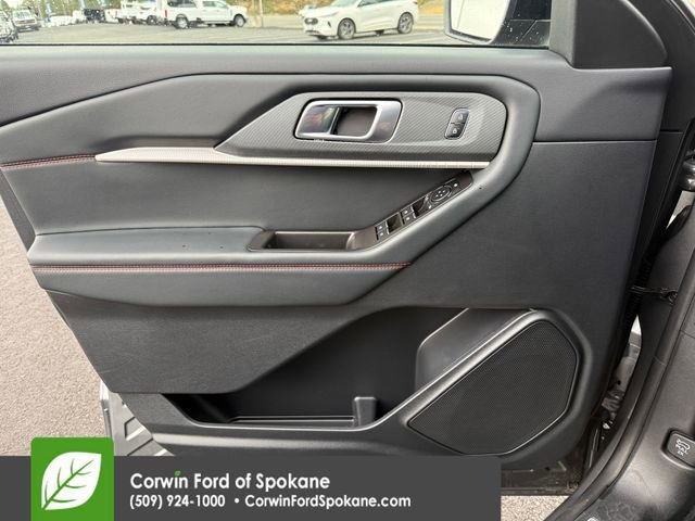Certified 2025 Ford Explorer ST-Line image 21
