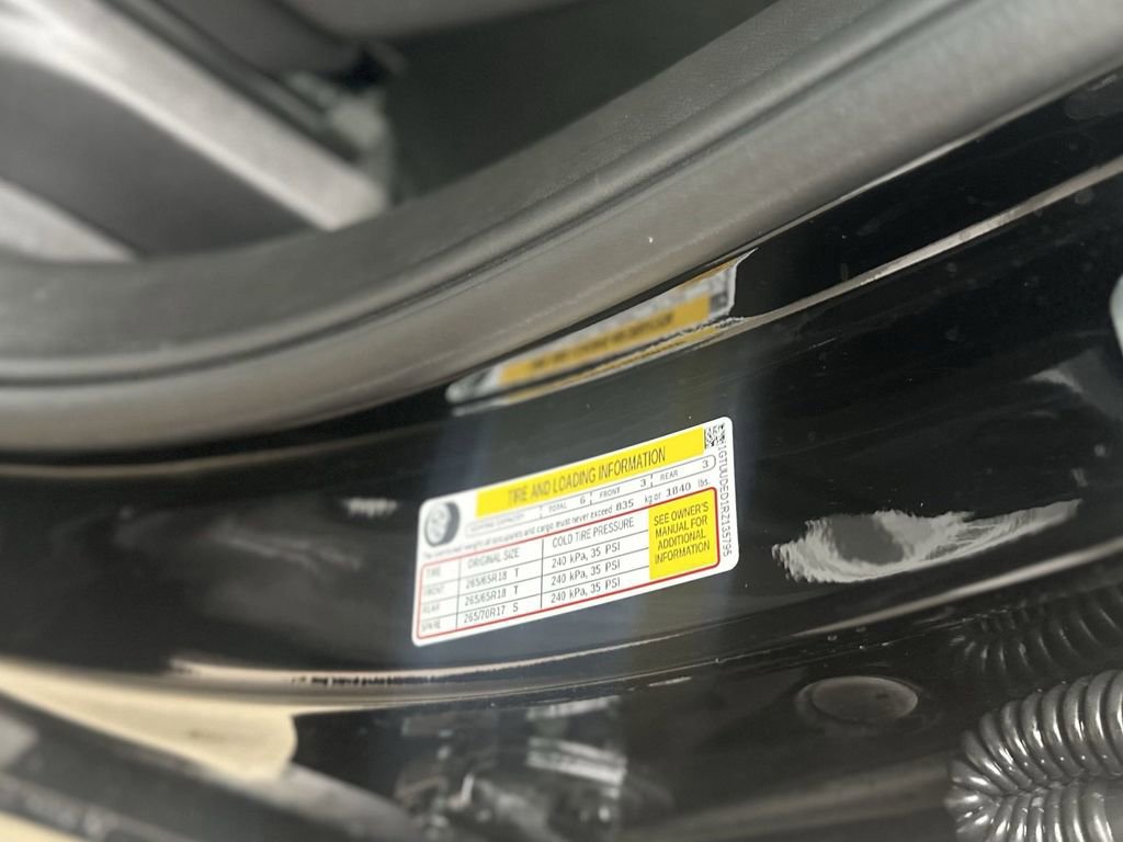 Used 2024 GMC Sierra 1500 SLT image 38