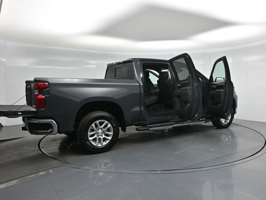 Used 2025 Chevrolet Silverado 1500 LT w/ Z71 Off-Road Package image 35