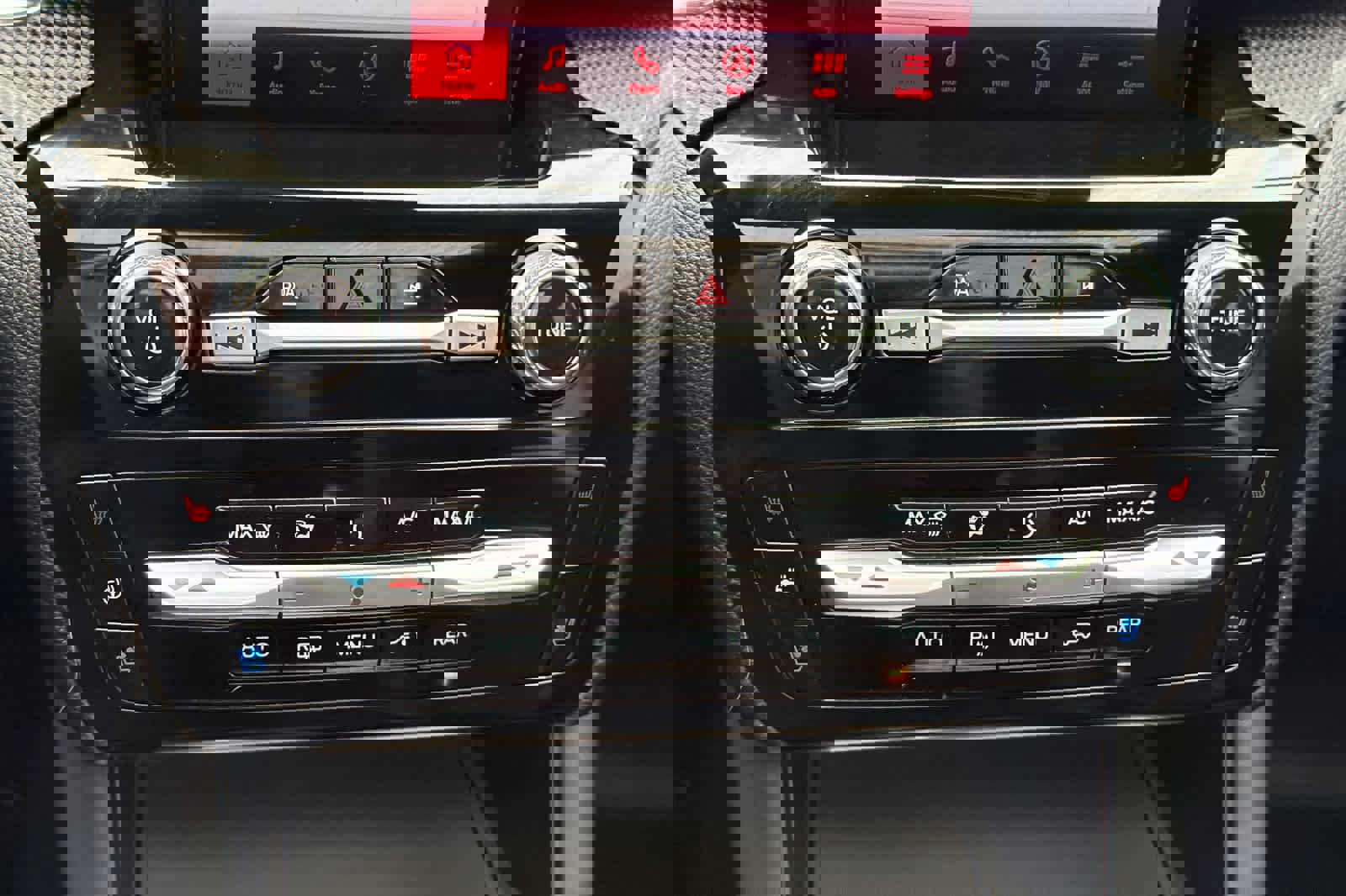 Certified 2023 Ford Explorer ST w/ Equipment Group 401A image 22