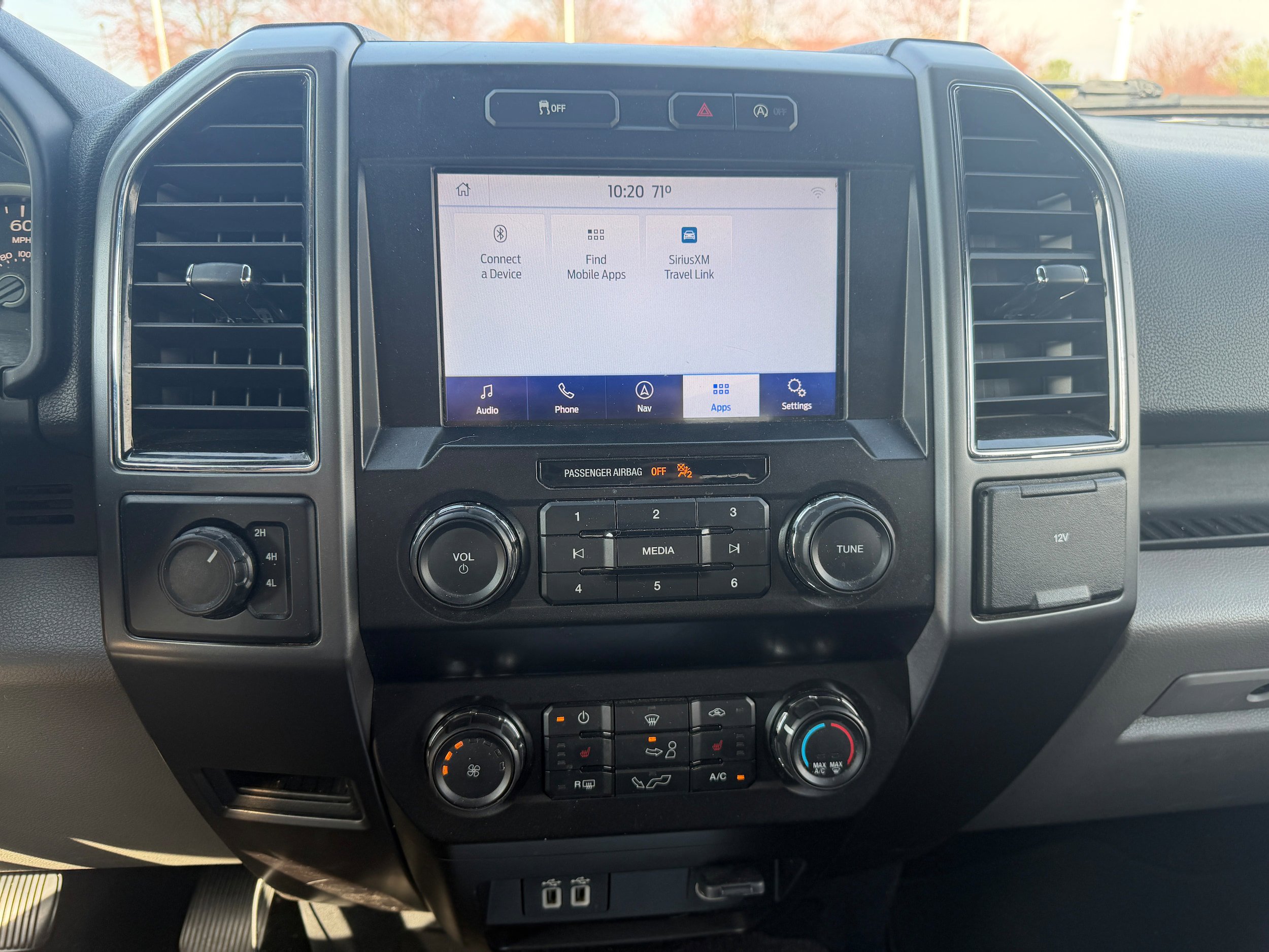 Certified 2020 Ford F150 XLT w/ Equipment Group 302A Luxury AWD/4WD image 13