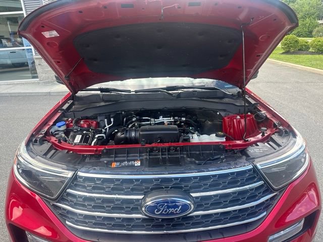 Certified 2022 Ford Explorer XLT w/ Equipment Group 202A AWD/4WD image 19