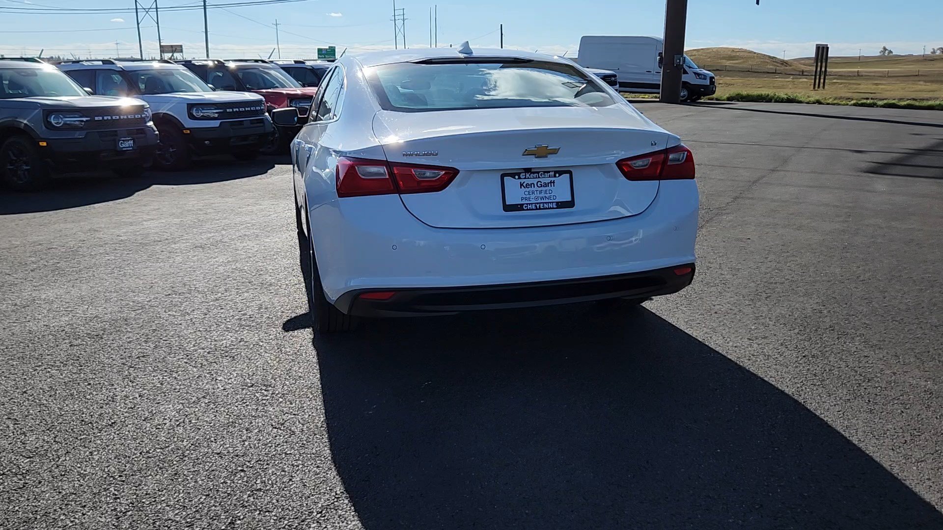 Used 2025 Chevrolet Malibu LT FWD image 3