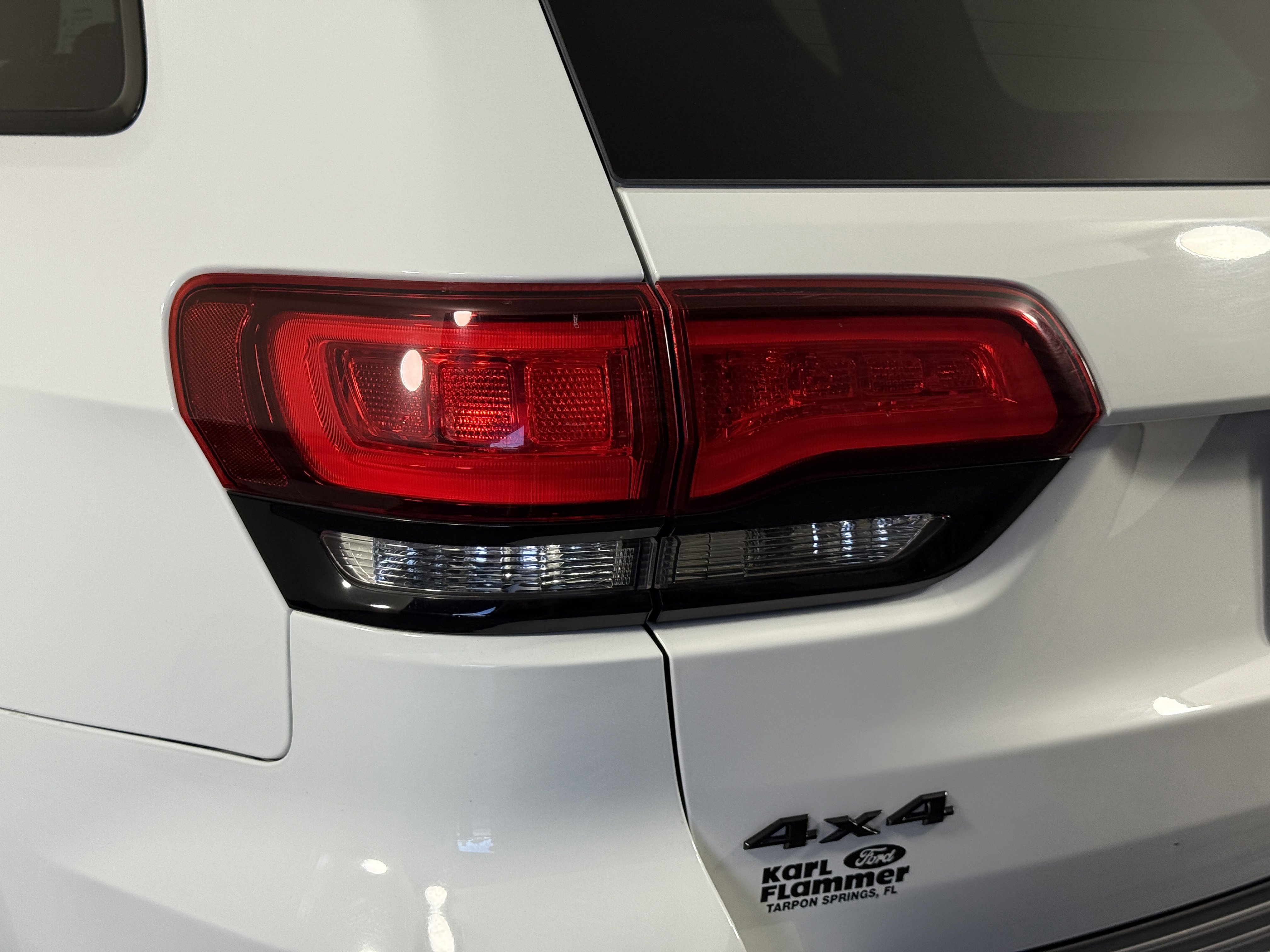 Used 2020 Jeep Grand Cherokee Altitude image 8