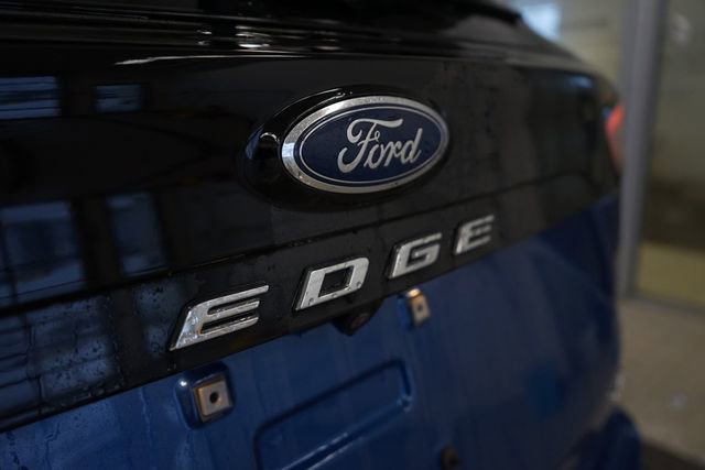 Certified 2023 Ford Edge SEL image 13