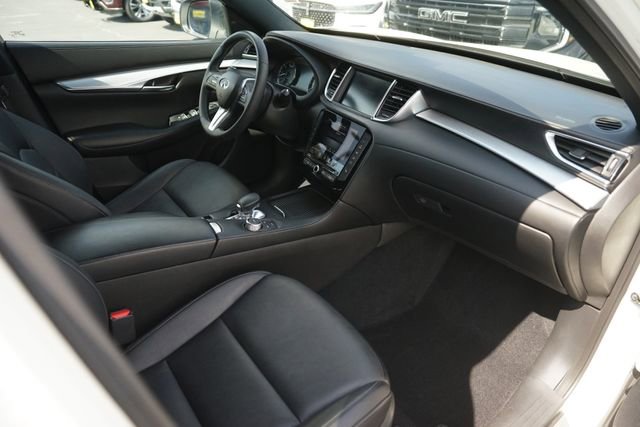 Used 2021 INFINITI QX50 Luxe w/ Appearance Package AWD/4WD image 18