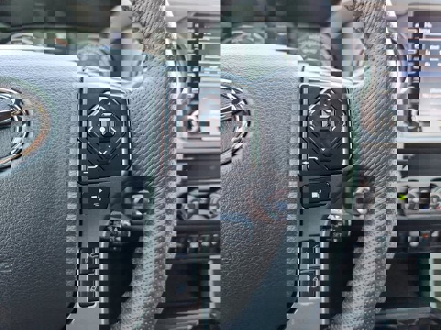 Used 2020 Toyota Tacoma TRD Sport w/ Technology Package AWD/4WD image 25