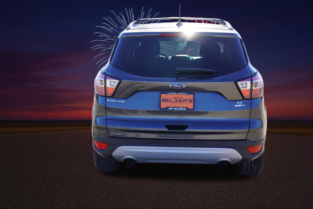 Certified 2018 Ford Escape SE w/ SE Sync 3 Package AWD/4WD image 6
